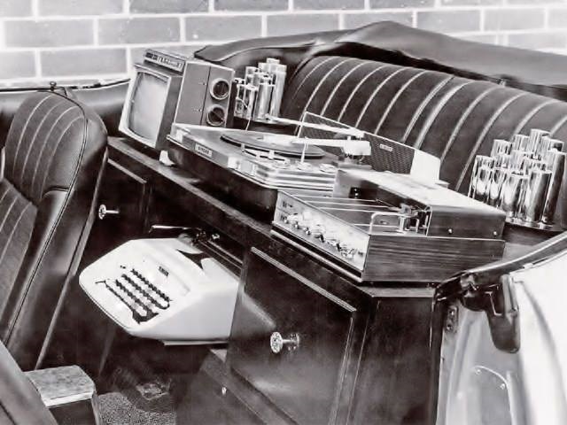 1968-pontiac-firebird-super-teen-george-barris-silver-4.jpg